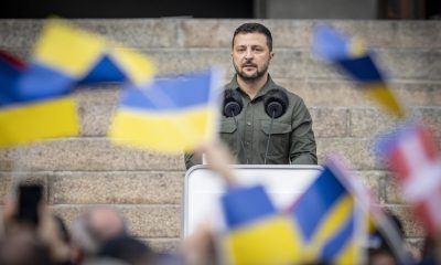 Copenhagen (Denmark), 21/08/2023.- Ukrainian President Volodymyr Zelensky speaks in front of the Danish Parliament in Copenhagen, Denmark, 21 August 2023. Ukrainian President Volodymyr Zelensky and his wife Olena Zelenska are in Denmark on a two-day visit. The US has given the green light for NATO allies to supply the American-manufactured F-16 warplanes to Ukraine and Denmark announced on 20 August that the country will supply jets to Ukraine. (Dinamarca, Ucrania, Copenhague) EFE/EPA/Mads Claus Rasmussen DENMARK OUT