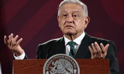 El presidente de México, Andrés Manuel López Obrador, habla hoy durante una rueda de prensa en Palacio Nacional, en Ciudad de México (México). EFE/José Méndez