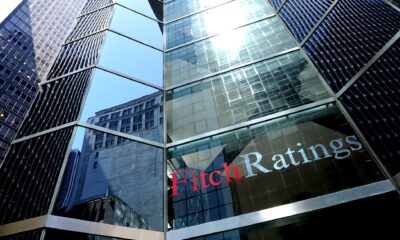 Fotografía de archivo en la que se registró la fachada del edificio sede de la agencia estadounidense de calificación crediticia Fitch Ratings, en Nueva York (NY, EE.UU.). EFE/Justin Lane
