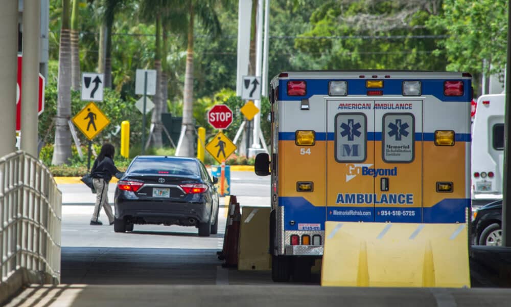 Una adolescente de 16 años herida de gravedad al ser alcanzada por un rayo mientras se encontraba de cacería con su padre, falleció el jueves en un hospital de Florida (EE.UU.), adonde fue llevada en estado crítico, informaron las autoridades. Imagen de archivo. EFE/Giorgio Viera