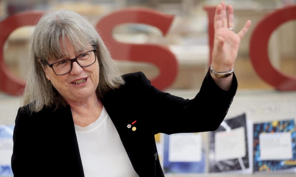 La premio Nobel de Física Donna Strickland posa durante la entrevista que ha concedido al la agencia EFE. EFE/ Fernando Alvarado