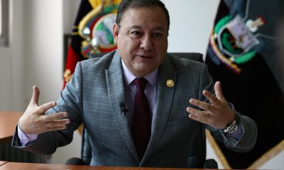 Fotografía de archivo en la que se registró al ministro del Interior de Ecuador, Juan Zapata. EFE/José Jácome