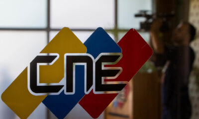 Fotografía de archivo en la que se registró un logo del Consejo Nacional Electoral (CNE) de Venezuela, en la capital venezolana. EFE/Miguel Gutiérrez