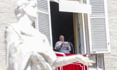Foto de archivo del papa Francisco en la lectura del Ángelus. EFEFABIO FRUSTACI