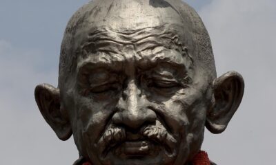 Celebración del aniversario de nacimiento de Gandhi en Bangalore, India. EFE/EPA/JAGADEESH NV