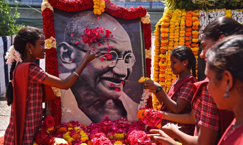 Celebración del aniversario de Gandhi em Chennai, India. EFE/EPA/IDREES MOHAMMED