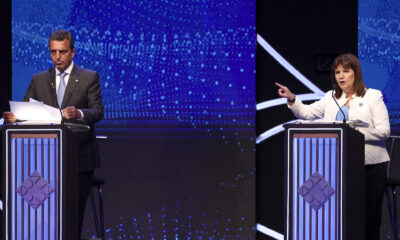 El candidato Sergio Massa (i) y la candidata Patricia Bullrich participan hoy en el Debate Presidencial 2023, en Santiago del Estero (Argentina). EFE/Tomás Cuesta /POOL
