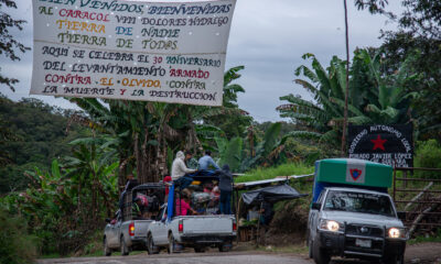 Militantes e invitados de organizaciones civiles comienzan a llegar previo al aniversario del Ejército Zapatista, este viernes en la comunidad de el Caracol, municipio de Ocosingo en el estado de Chiapas (México). EFE/Carlos López