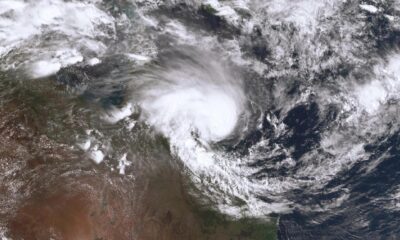 Fotografía cedida por la Oficina de Meteorología de Australia (BOM) que muestra el ciclón tropical Kirrily en el norte del Mar del Coral, Queensland (Australia), el 25 de enero de 2024. EFE/EPA/Bureau of Meteorology