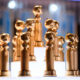 Fotografía cedida por la Asociación de la Prensa Extranjera de Hollywood (HFPA) donde se muestran las estatuillas de los premios Golden Globe. EFE/HFPA