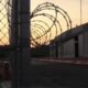 Fotografía de una zona del centro de detención de Guantánamo en la Base militar estadounidense en Guantánamo (Cuba). Fotografía de archivo. EFE/ Marta Garde