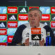 El entrenador del Real Madrid, el italiano Carlo Ancelotti, durante la rueda de prensa ofrecida este viernes en la Ciudad Deportiva de Valdebebas. EFE/ J.P.Gandul
