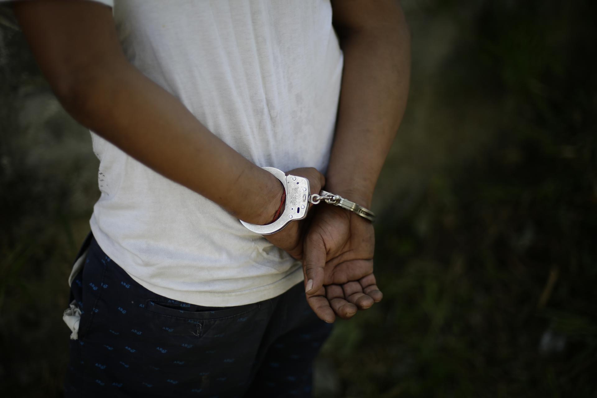 Un expolicía de Colorado fue sentenciado este viernes a 14 meses de cárcel por su papel en la muerte del joven afroamericano Elijah McClain en 2019 tras ser detenido en la ciudad de Aurora (Colorado, EE.UU). Imagen de archivo. EFE/ Rodrigo Sura