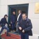 El fundador de la ONG humanitaria española Open Arms, Óscar Camps, a la puerta de la sala donde se celebra el juicio contra el exministro italiano del Interior Matteo Salvini en Palermo .EFE/EPA/IGOR PETYX