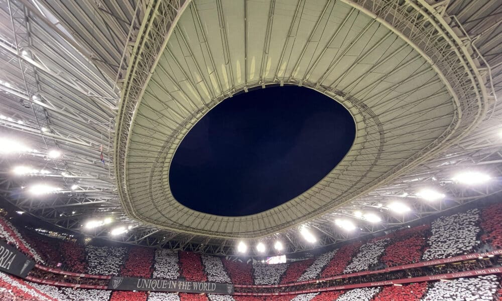 Imagen de archivo del estadio de San Mamés en las semifinales de la Copa del Rey de la pasada temporada. EFE/Miguel Toña