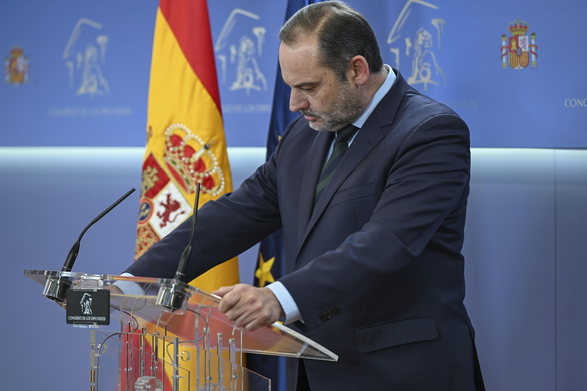 Foto archivo. El exministro José Luis Ábalos, durante la rueda de prensa que ha ofrecido este martes en el Congreso. EFE/Fernando Villar