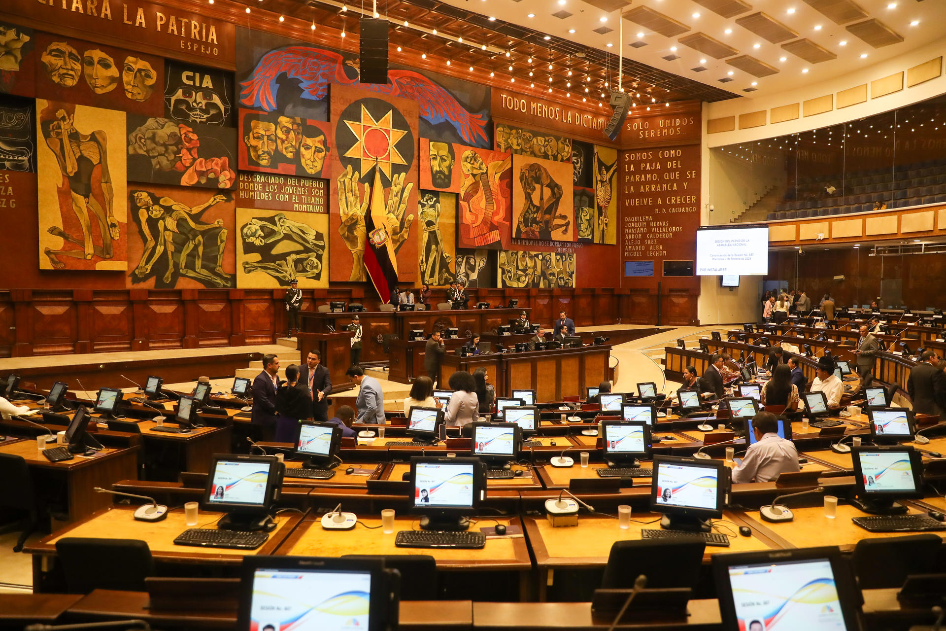 Fotografía de archivo de la Asamblea Nacional (Parlamento) de Ecuador, en Quito (Ecuador). EFE/José Jácome