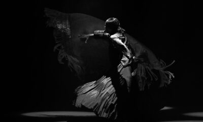 El Festival de Flamenco de Londres anunció este jueves los nombres que encabezarán su cartel en 2024, liderado por las bailaoras Rocío Molina y Eva Yerbabuena (en la imagen) y el guitarrista Vicente Amigo.La decimonovena edición del festival regresa al teatro londinense Sadler"s Wells para iniciar la temporada estival, del martes 4 al sábado 15 de junio, con siete actuaciones de música y baile flamenco nunca vistas en el Reino Unido. EFE/MarcosGpunto / Sadler's Wells Theatre/SOLO USO EDITORIAL/SOLO DISPONIBLE PARA ILUSTRAR LA NOTICIA QUE ACOMPAÑA (CRÉDITO OBLIGATORIO)