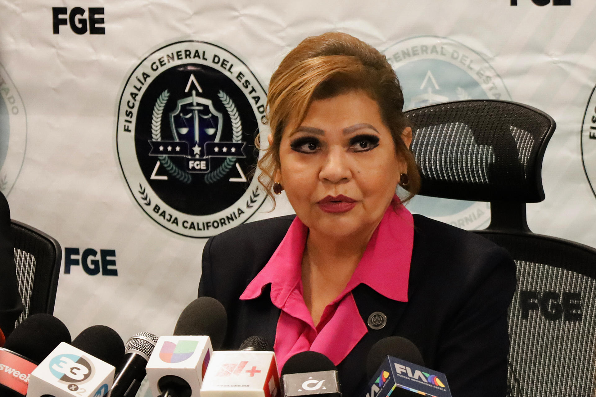 La titular de la Fiscalía General del Estado (FGE) de Baja California, María Elena Andrade Ramírez habla durante una conferencia de prensa este martes, en la ciudad de Tijuana (México).  EFE/Joebeth Terriquez