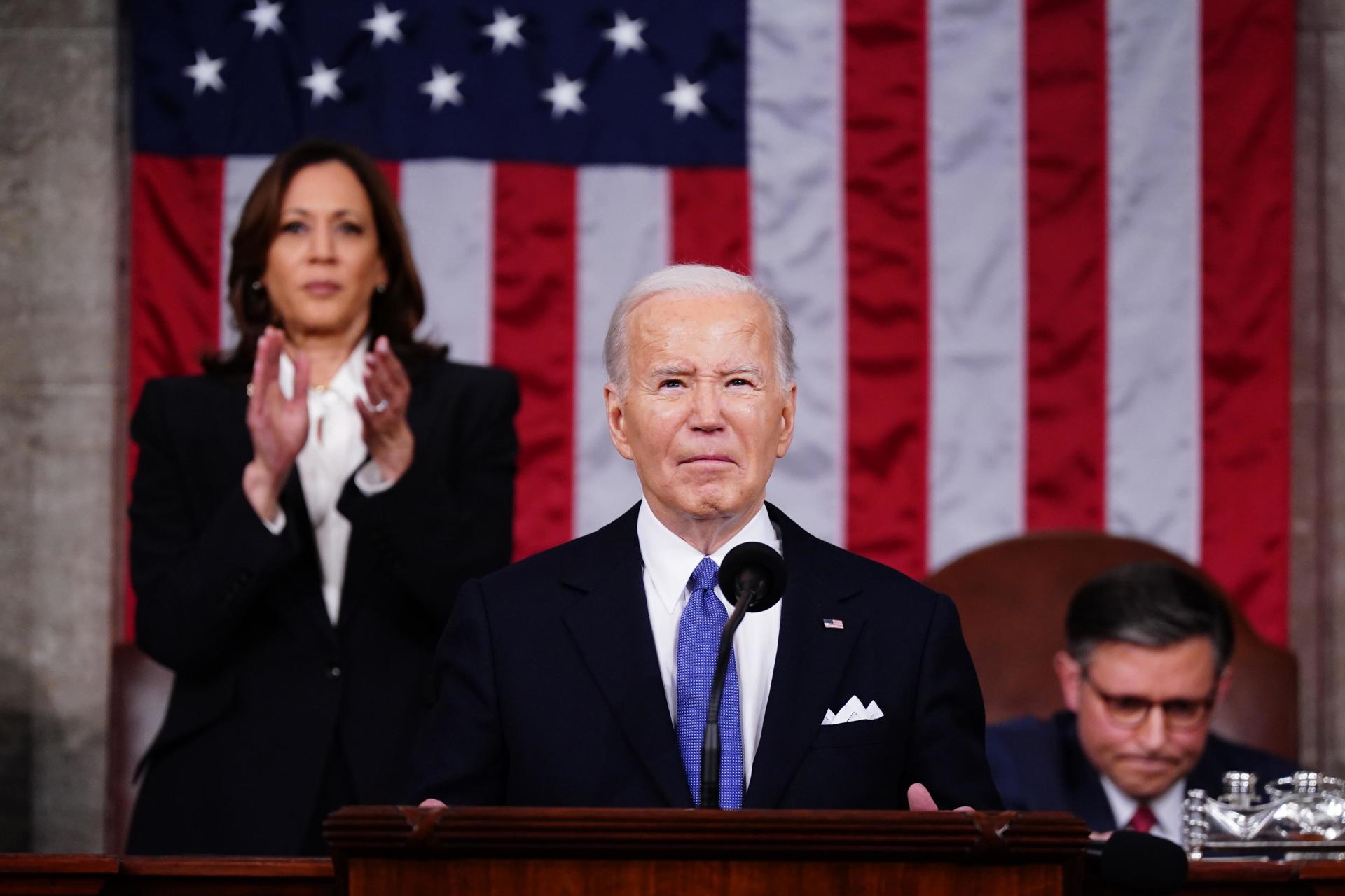 El presidente de Estados Unidos, Joe Biden, fue registrado este jueves, 7 de marzo, al dar su discurso sobre el Estado de la Unión, ante el Congreso e invitados al Capitolio, en Washington DC (EE.UU.. EFE/Shawn Thes/Pool
