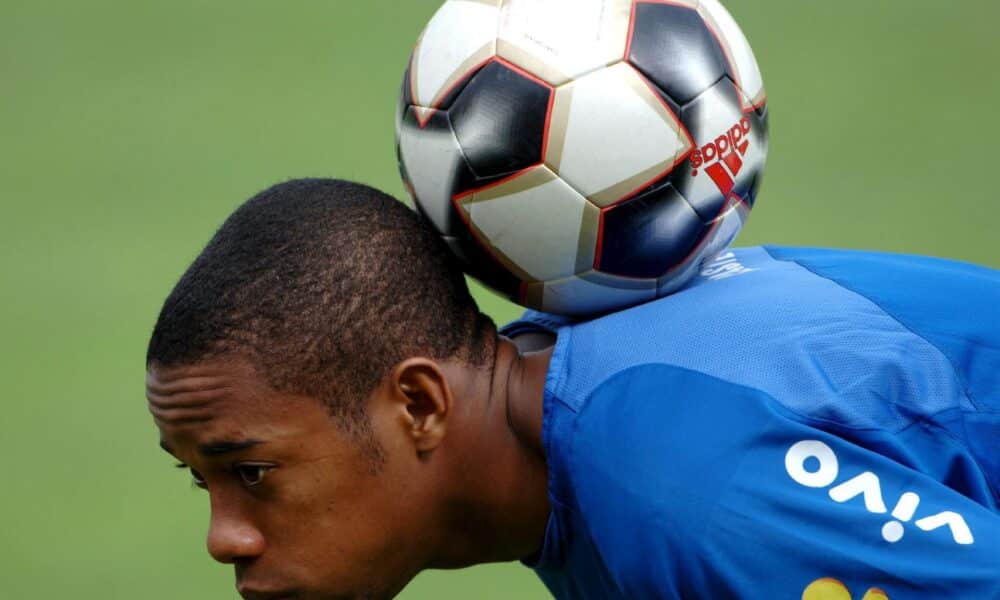 Fotografía de archivo en la que se registró al exfutbolista brasileño Robson de Souza "Robinho". EFE/Arne Dedert