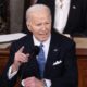El presidente de Estados Unidos, Joe Biden, fue registrado este jueves, 7 de marzo, al dar su discurso sobre el Estado de la Unión, ante los miembros del Congreso y los invitados al Capitolio, en Washington DC (EE.UU.). EFE/Michael Reynolds
