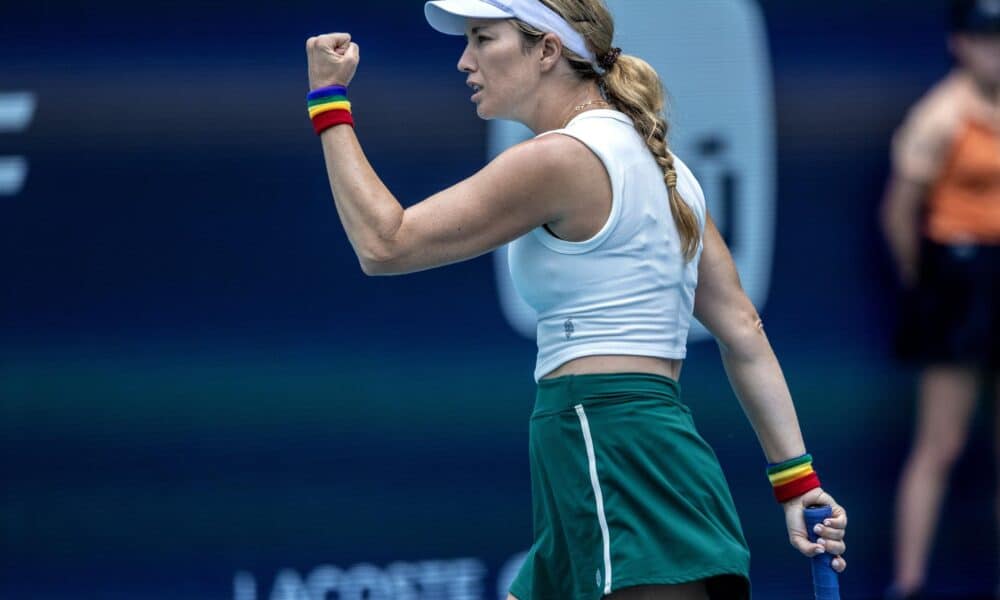 La estadounidense Danielle Collins fue registrada el pasado 27 de marzo al celebrar un punto que logró durante un partido de los cuartos de final del Masters 1000 de Miami, en Miami (Florida, EE.UU.). EFE/Cristóbal Herrera