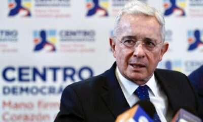 Imagen de archivo del expresidente de Colombia Álvaro Uribe Vélez. EFE/ Carlos Ortega