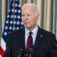 El presidente de Estados Unidos, Joe Biden, fue registrado este martes, 5 de marzo, durante un acto público, en la Casa Blanca, en Washington DC (EE,UU.). EFE/Jim Lo Scalzo/Pool