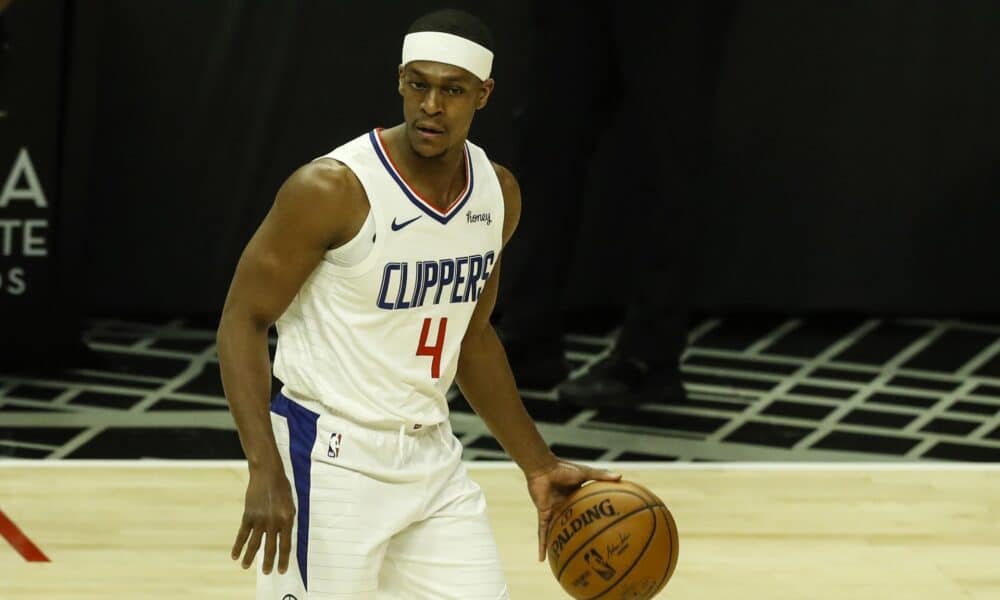 Fotografía de archivo, tomada en abril de 2021, en la que se registró al legendario base Rajon Rondo, al actuar para los Clippers de Los Ángeles, durante un partido de la NBA, en el coliseo Staples Center, en Los Ángeles (California, EE.UU.). EFE/Etienne Laurent