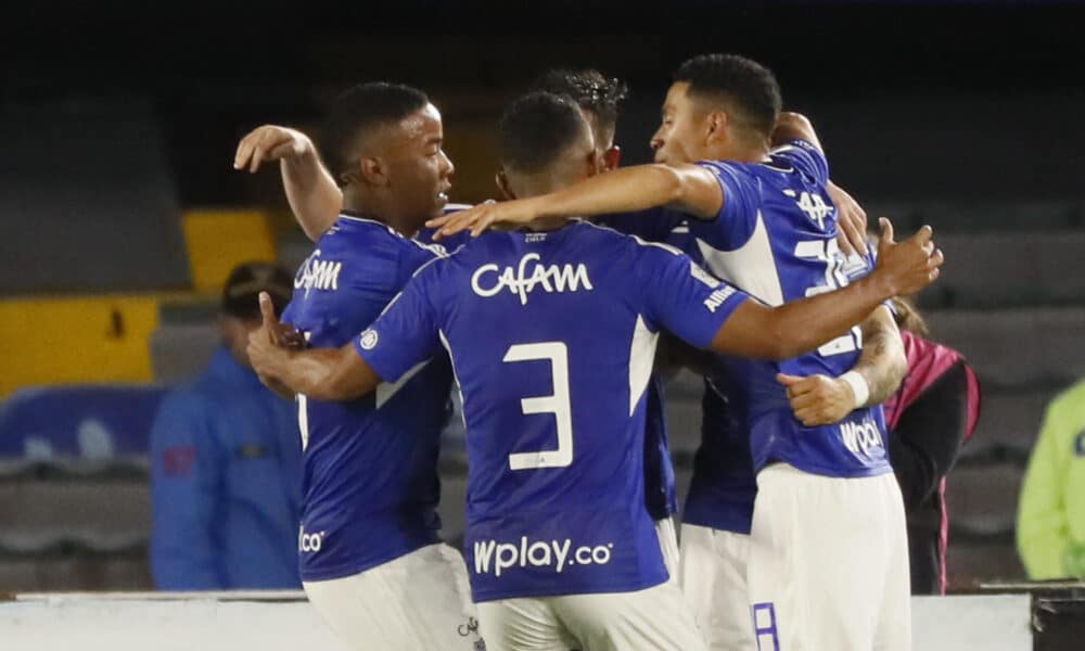 Jugadores de Millonarios celebran un gol, en una fotografía de archivo. EFE/ Carlos Ortega