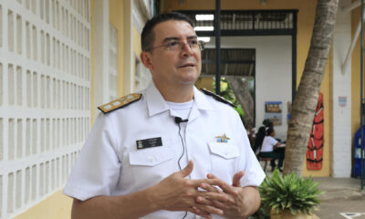 El jefe de Intereses Marítimos y Fluviales de la Armada de Colombia, Almirante Hermann León, habla durante una entrevista con EFE el 21 de mayo de 2024, en Cartagena (Colombia). EFE/ Ricardo Maldonado Rozo