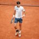 Elt enista argentino Tomas Martin Etcheverry durante el partido de primera ronda de Roland Garros ante el francés Arthur Cazaux EFE/EPA/CHRISTOPHE PETIT TESSON