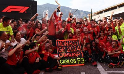 La escudería Ferrari celebra la victoria de Charles Leclerc en el Circuito de Mónaco en Monte Carlo, Monaco. EFE/EPA/ANNA SZILAGYI
