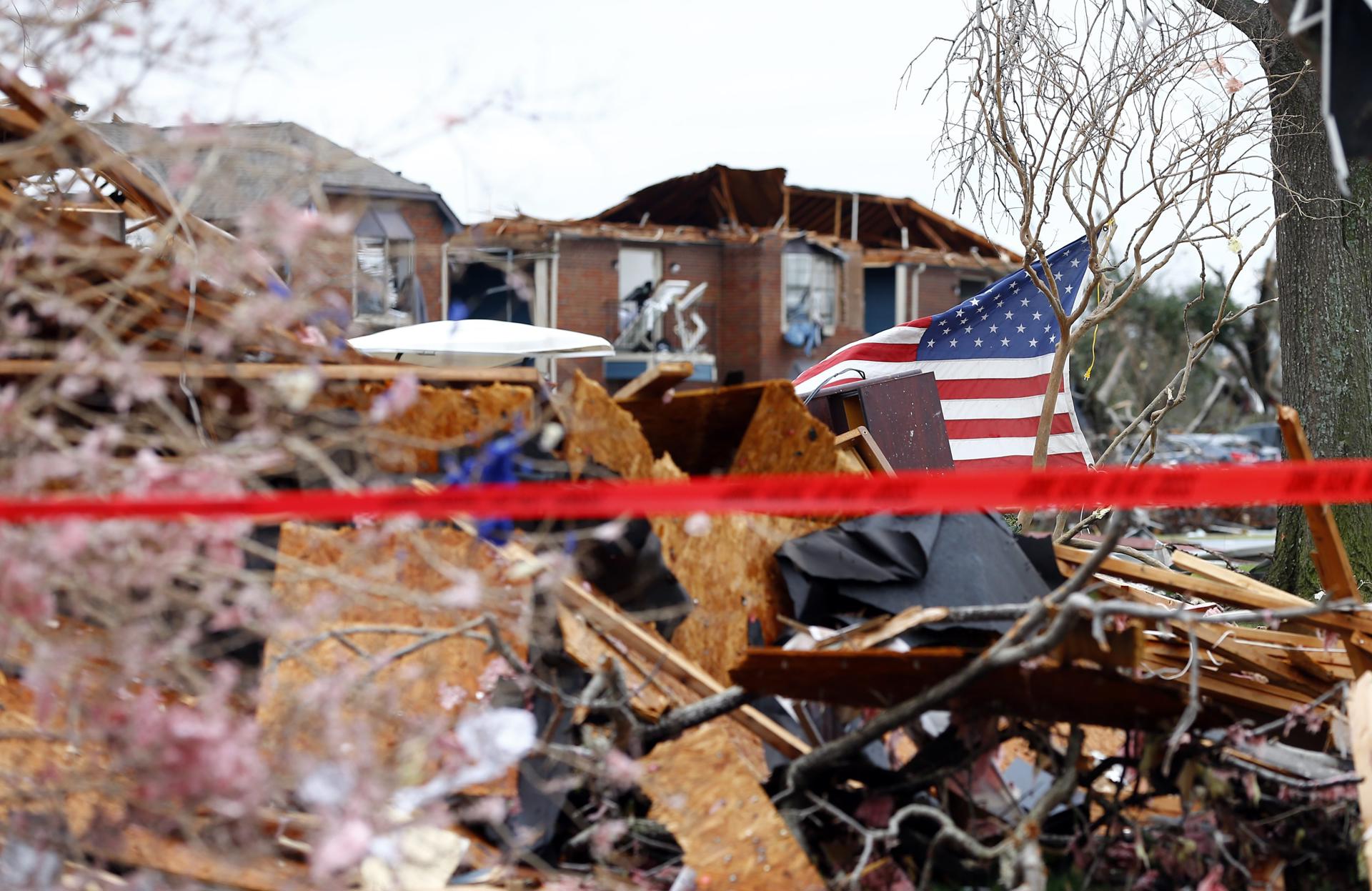 Fotografía de archivo de los destrozos causados por tormentas en Texas (Estados Unidos). EFE/Mike Stone