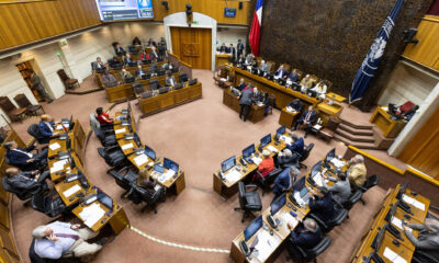 Fotografía cedida por Prensa del Senado durante la discusión del proyecto de Ley Corta de Isapres, este lunes en Valparaíso (Chile). EFE/ Prensa Senado