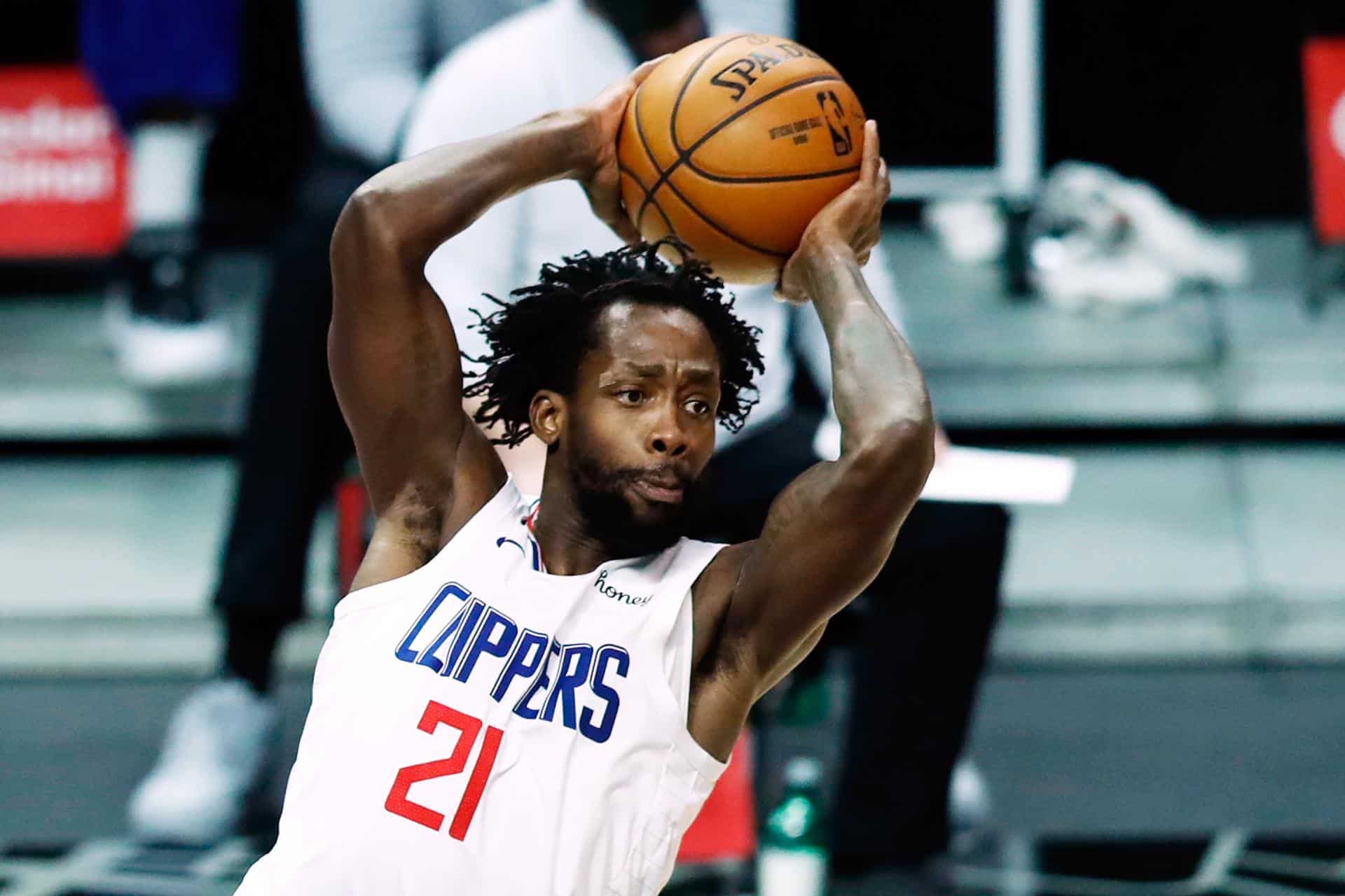 Fotografía de archivo de Patrick Beverley cuando jugaba para los Clippers. La NBA anunció este jueves que suspendió por cuatro partidos sin sueldo al actual base de los Milwaukee Bucks. (Baloncesto, Estados Unidos) EFE/EPA/ETIENNE LAURENT