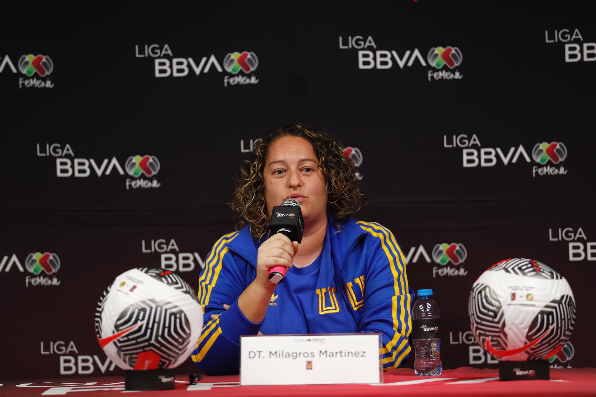 Fotografía de archivo de la entrenadora española Milagros Martínez, de Tigres UANL del fútbol femenino de México. EFE/Sáshenka Gutiérrez
