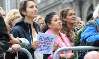 Latinos deben participar en programa de reasentamiento de refugiados