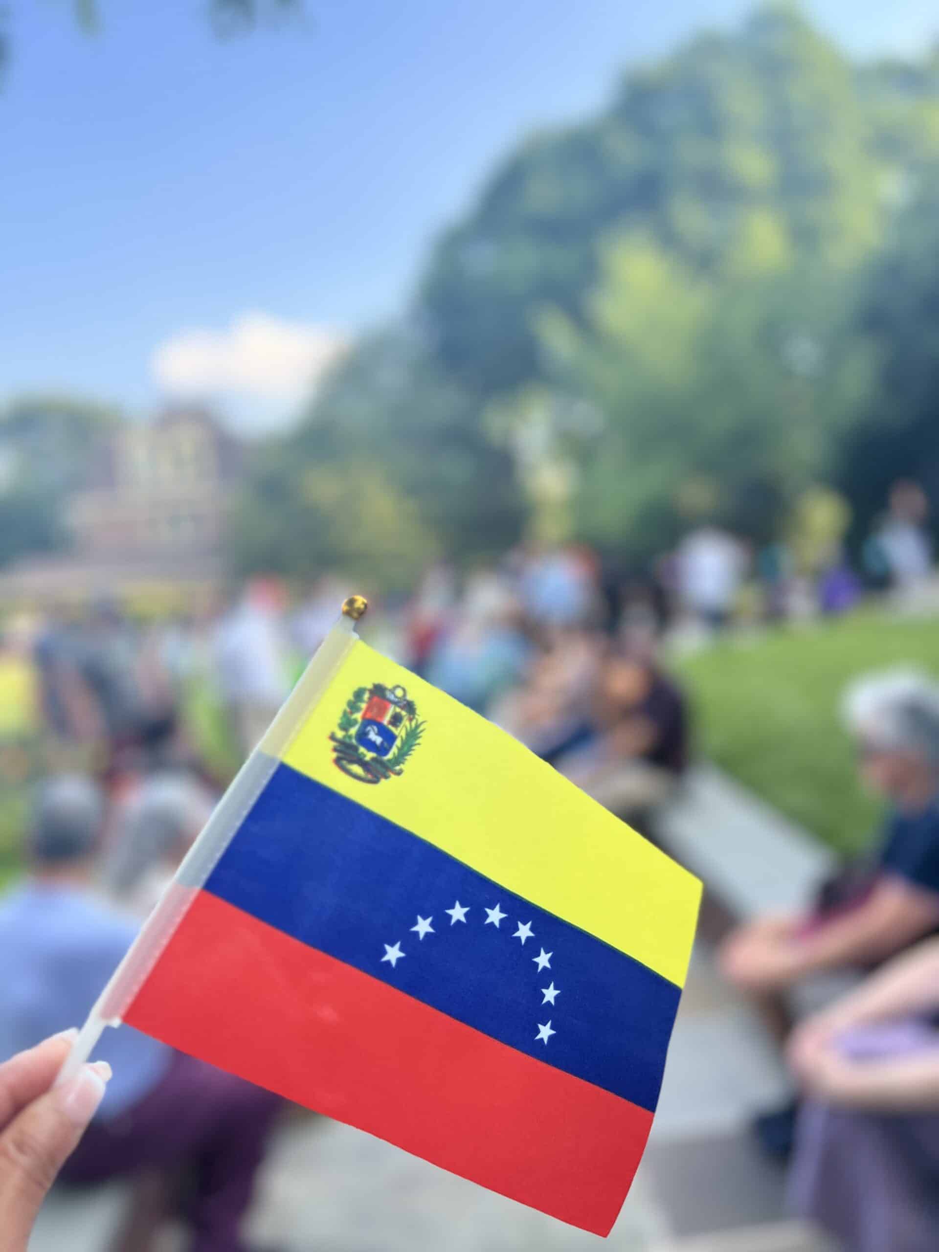 Venezuela mostró su luz en Cary