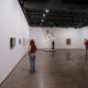 Visitantes observan obras durante la exposición 'Calder + Miró', este viernes en el Instituto Tomie Ohtake, en Sao Paulo (Brasil). EFE/ Sebastiao Moreira