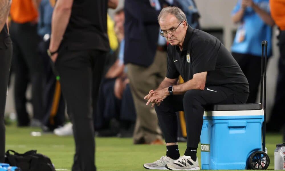 Marcelo Bielsa, entrenador principal de Uruguay. EFE/EPA/JUSTIN LANE