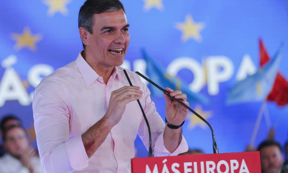 El presidente del Gobierno, Pedro Sánchez, durante un acto electoral. EFE/J.L.Cereijido.