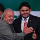 Fotografía de archivo del presidente de Brasil, Luiz Inacio Lula da Silva (i), con el ministro de Comunicaciones, José Juscelino Rezende Filho (d). EFE/ Andre Borges