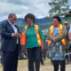 Fotografía de archivo fechada el 31 de mayo de 2024 en donde aparece el primer ministro de Papúa Nueva Guinea, James Marape (3i), quien visitó la zona golpeada hace una semana por una gran avalancha que sepultó un remoto poblado. EFE/Organización Internacional para las Migraciones (OIM)
