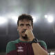 Fotografía de archivo en la que se registró al entrenador del club brasileño de fútbol Fluminense, Fernando Diniz, durante un partido en el estadio Maracaná​​ de Río de Janeiro (Brasil). EFE/ Antonio Lacerda