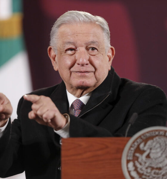 El presidente de México, Andrés Manuel López Obrador, habla durante su rueda de prensa matutina en el Palacio Nacional de la Ciudad de México (México). Archivo. EFE/ Isaac Esquivel