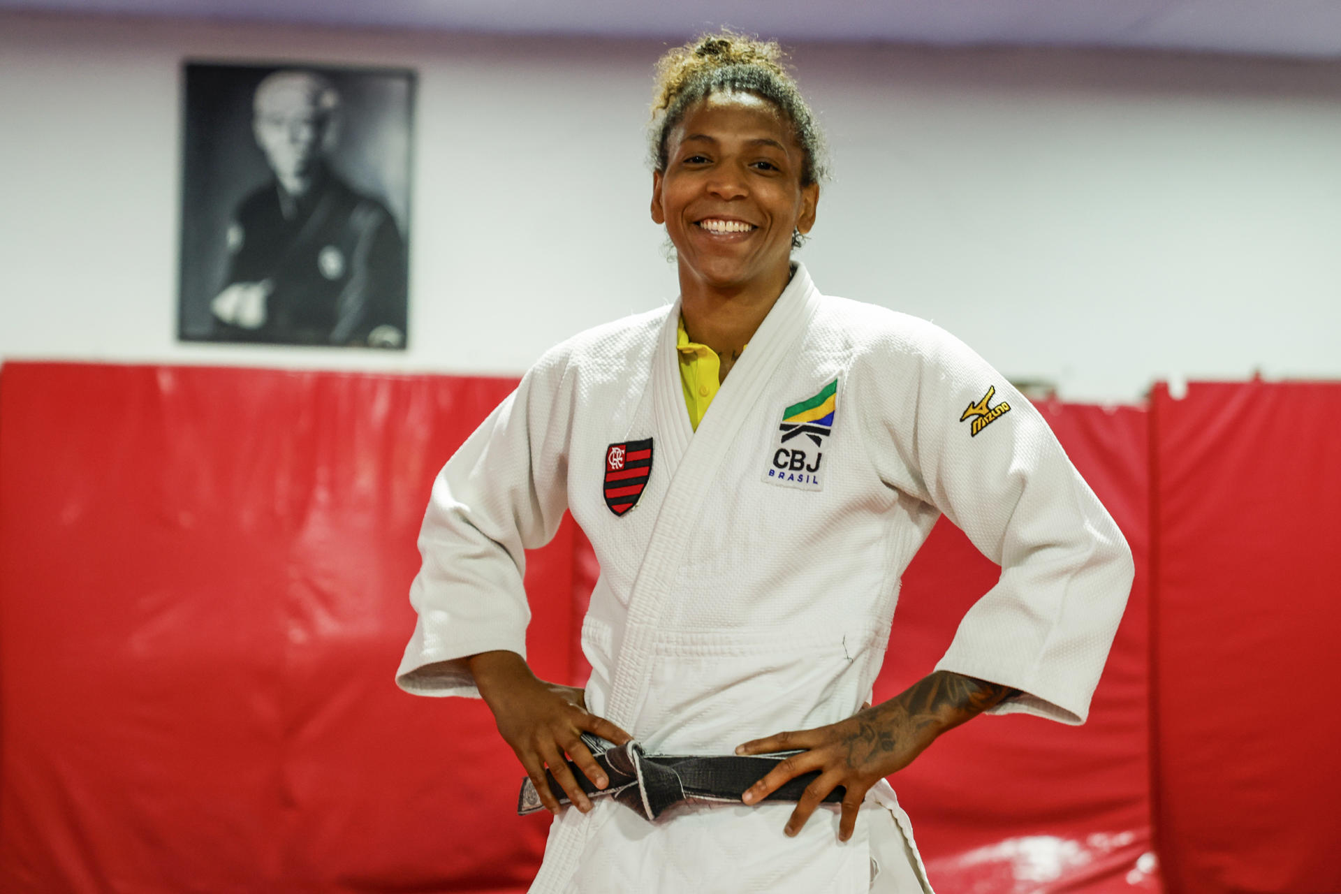 La judoca brasileña Rafaela Silva fue registrada el pasado 15 de julio al posar, durante una entrevista con EFE, en Río de Janeiro (Brasil). EFE/Antonio Lacerda