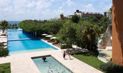 Vista general del Hotel Xcaret-Arte, donde se lleva a cabo el 'Festival PAAX GNP, el 2 de julio de 2024 en el balneario de Cancún en Quintana Roo (México). EFE/Alex Cruz