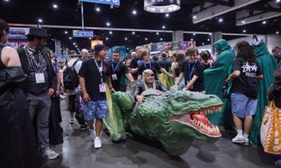 Una persona en cosplay durante Comic-Con International este viernes en San Diego, California, EE.UU. EFE/EPA/ALLISON DINNER